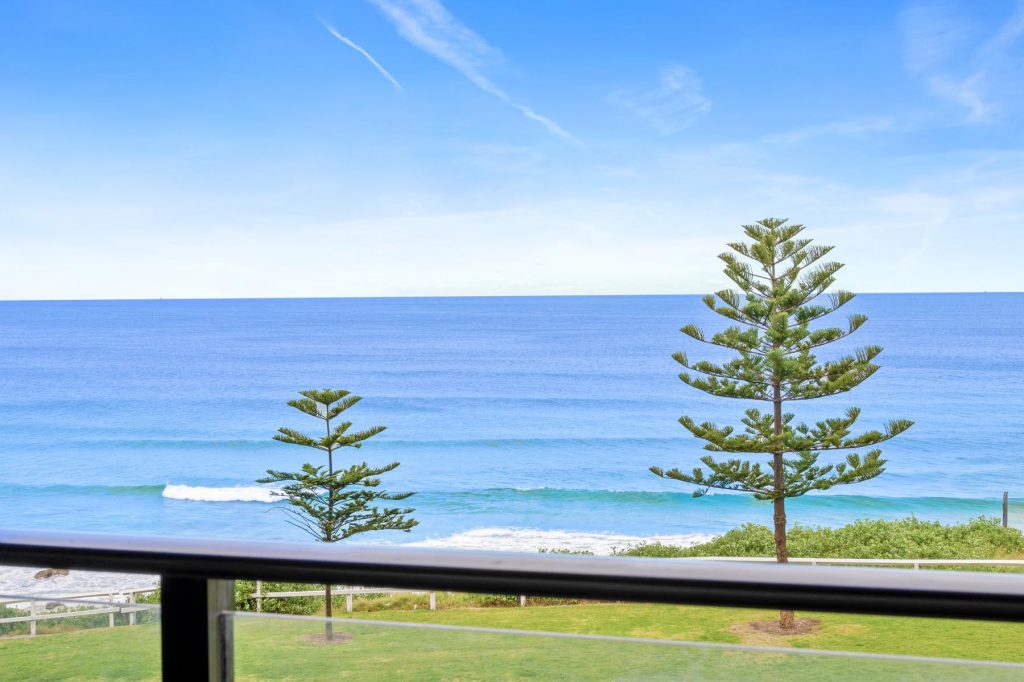newcastle beach from aks apartments